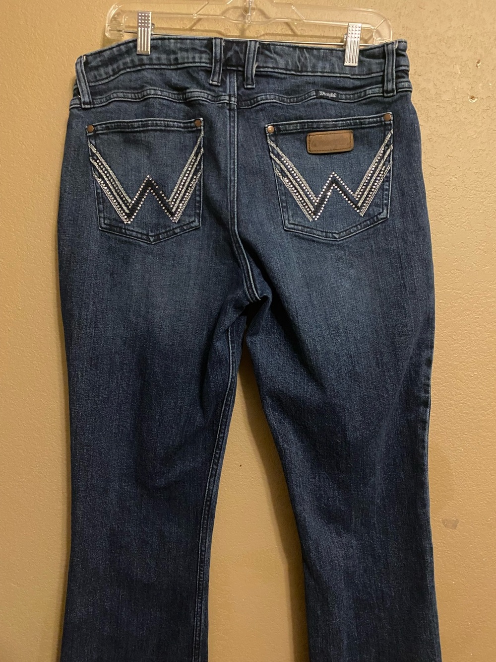 Wrangler Retro Women's Dark Blue Bootcut Jeans with Embellished Back Pockets